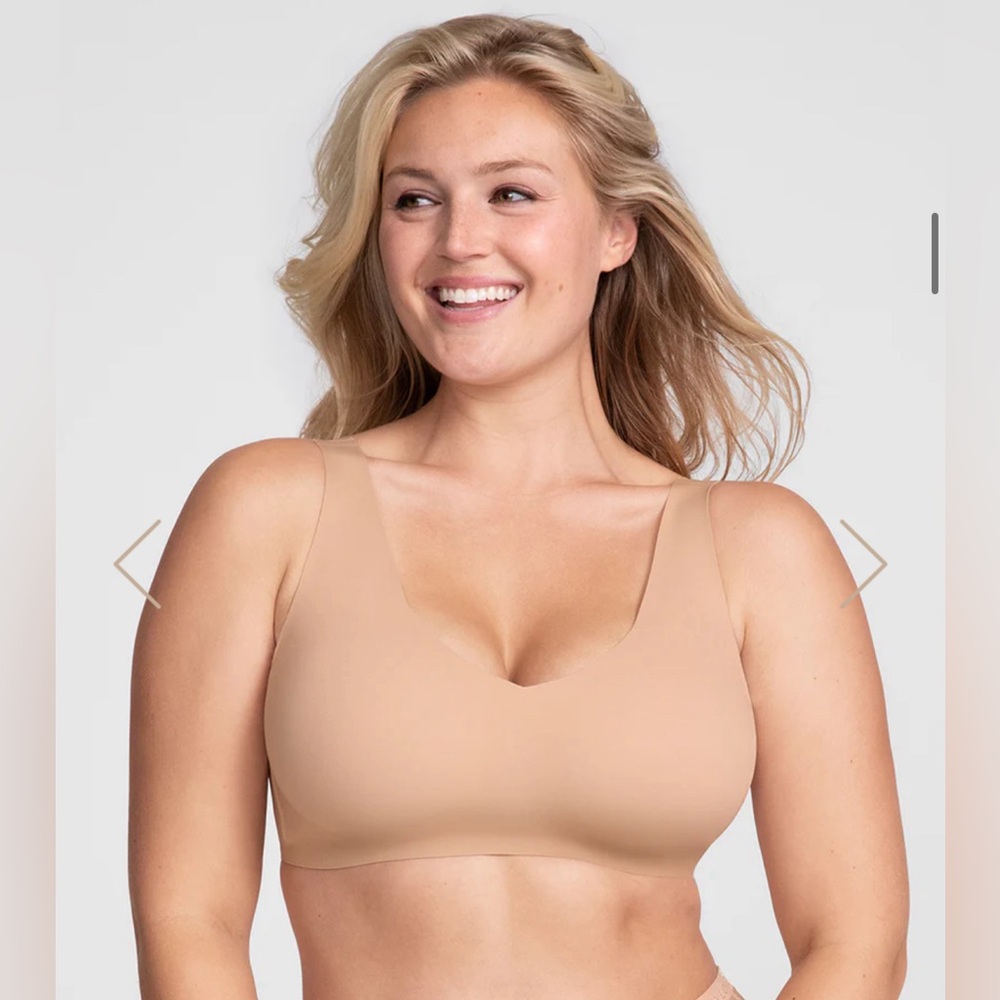HONEYLOVE V-Neck Bra in Rose Tan, size Large. Never worn, still in package!